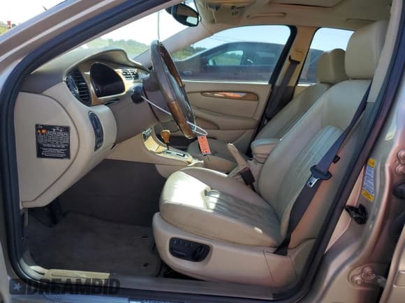 ✅ 2004 Jaguar X-Type • VIN: SAJEA51C84WD98087 • Lot: 80519135. Wystawiony na Copart z przebiegiem 100 758 mil. Bezpłatny archiwum sprzedaży aukcyjnych z USA i szczegółowy raport historii pojazdu na DreamBid. Zdjęcie 7.