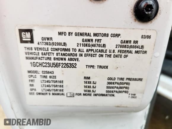 ✅ 2006 Chevrolet Silverado 2500HD Work Truck • VIN: 1GCHC23U56F226352 • Лот: 58729325. Опубликован ранее на Copart с пробегом 243 826 миль. Бесплатный доступ к архиву аукционных продаж из США и подробный отчёт об истории автомобиля на DreamBid. Изображение 13.