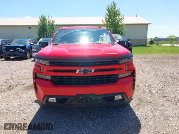 ✅ 2020 Chevrolet Silverado 1500 RST • VIN: 3GCUYEED1LG126855 • Lot: 42819335. Wystawiony na IAAI z przebiegiem 82 684 mil. Bezpłatny archiwum sprzedaży aukcyjnych z USA i szczegółowy raport historii pojazdu na DreamBid. Zdjęcie 12.
