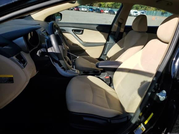 ✅ 2013 Hyundai Elantra GLS • VIN: KMHDH4AE8DU504852 • Lot: 89452295. Listed on Copart with 79,057 mi. Free auction sales archive from the USA and detailed vehicle history report at DreamBid. Image 7.