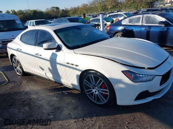 ✅ 2015 Maserati Ghibli S Q4 • VIN: ZAM57RTAXF1144289 • Лот: 43592220. Опубликован ранее на IAAI с пробегом 93 494 миль. Бесплатный доступ к архиву аукционных продаж из США и подробный отчёт об истории автомобиля на DreamBid. Изображение 1.