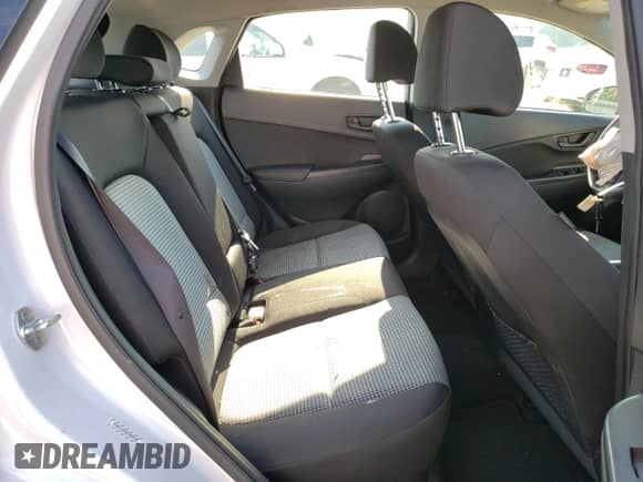 2019 Hyundai Kona SE с VIN KM8K1CAA3KU358148, выставлен на аукционе Copart как лот 57460732 с пробегом 63 256 миль миль и . История ставок и продаж доступна на DreamBid. Изображение 6.