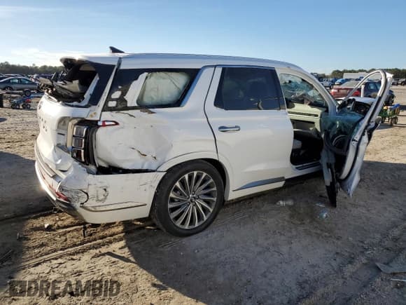 ✅ 2024 Hyundai Palisade Calligraphy • VIN: KM8R7DGEXRU745237 • Лот: 46177755. Опубликован ранее на Copart с пробегом 9 371 миль. Бесплатный доступ к архиву аукционных продаж из США и подробный отчёт об истории автомобиля на DreamBid. Изображение 3.