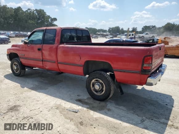 ✅ 1997 Dodge 2500 • VIN: 3B7KF23D1VG810869 • Lot: 70500225. Listed on Copart with 353,046 mi. Free auction sales archive from the USA and detailed vehicle history report at DreamBid. Image 2.
