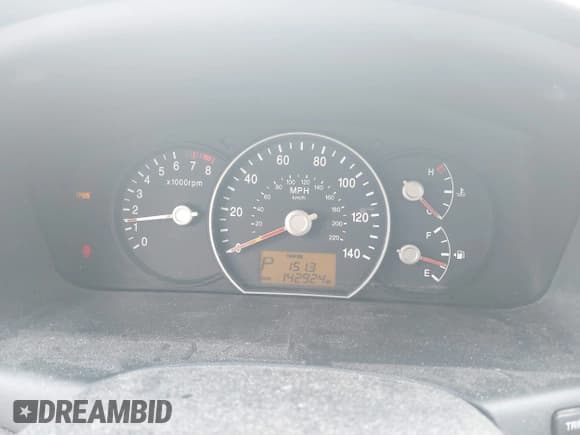 ✅ 2009 Kia Rondo LX • VIN: KNAFG528597267478 • Lot: 43776815. Listed on IAAI with 142,924 mi. Free auction sales archive from the USA and detailed vehicle history report at DreamBid. Image 7.