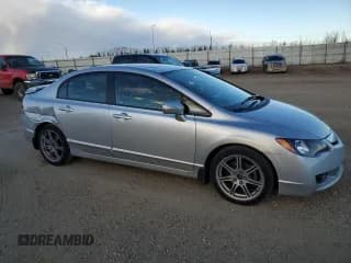 ✅ 2010 Acura CSX Technology • VIN: 2HHFD5F77AH201887 • Lot: 77610604. Wystawiony na Copart z przebiegiem 94 442 mil. Bezpłatny archiwum sprzedaży aukcyjnych z USA i szczegółowy raport historii pojazdu na DreamBid. Zdjęcie 4.