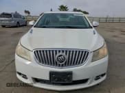 ✅ 2010 Buick LaCrosse CXS • VIN: 1G4GE5GV2AF180817 • Лот: 94906155. Опубликован ранее на Copart с пробегом 144 792 миль. Бесплатный доступ к архиву аукционных продаж из США и подробный отчёт об истории автомобиля на DreamBid. Изображение 5.