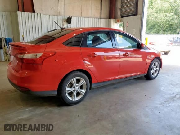 ✅ 2012 Ford Focus SE • VIN: 1FAHP3F20CL205917 • Lot: 61431915. Wystawiony na Copart z przebiegiem 135 803 mil. Bezpłatny archiwum sprzedaży aukcyjnych z USA i szczegółowy raport historii pojazdu na DreamBid. Zdjęcie 3.
