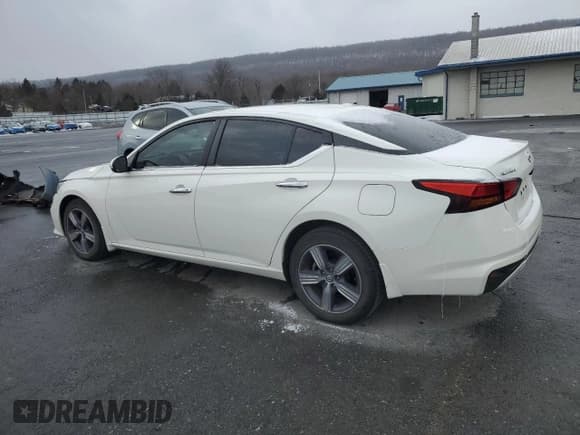 ✅ 2020 Nissan Altima S • VIN: 1N4BL4BW9LC213157 • Lot: 46332945. Wystawiony na Copart z przebiegiem 43 788 mil. Bezpłatny archiwum sprzedaży aukcyjnych z USA i szczegółowy raport historii pojazdu na DreamBid. Zdjęcie 2.