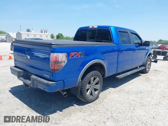 ✅ 2014 Ford F-150 XL • VIN: 1FTFW1EF3EFB08225 • Lot: 42802355. Listed on IAAI with 150,955 mi. Free auction sales archive from the USA and detailed vehicle history report at DreamBid. Image 4.