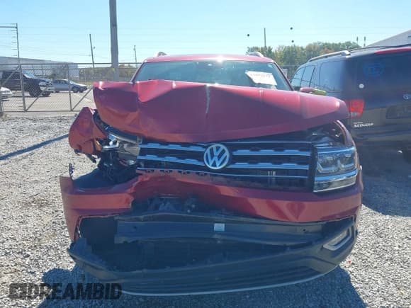 ✅ 2018 Volkswagen Atlas SEL • VIN: 1V2ER2CAXJC552292 • Lot: 43493172. Wystawiony na IAAI z przebiegiem 129 954 mil. Bezpłatny archiwum sprzedaży aukcyjnych z USA i szczegółowy raport historii pojazdu na DreamBid. Zdjęcie 12.