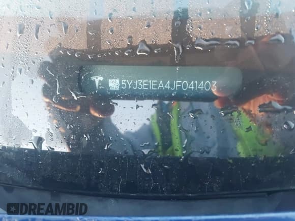 ✅ 2018 Tesla Model 3 Long Range Battery • VIN: 5YJ3E1EA4JF041403 • Lot: 43516919. Wystawiony na IAAI z przebiegiem 71 670 mil. Bezpłatny archiwum sprzedaży aukcyjnych z USA i szczegółowy raport historii pojazdu na DreamBid. Zdjęcie 9.