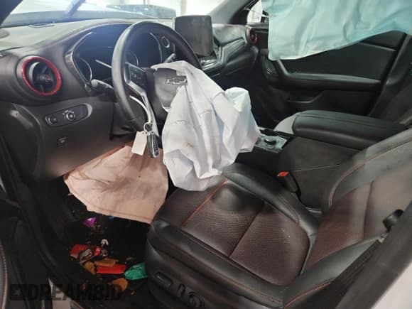 ✅ 2025 Chevrolet Blazer RS • VIN: 3GNKBKRS4SS102455 • Lot: 71527475. Listed on Copart with 4,299 mi. Free auction sales archive from the USA and detailed vehicle history report at DreamBid. Image 7.