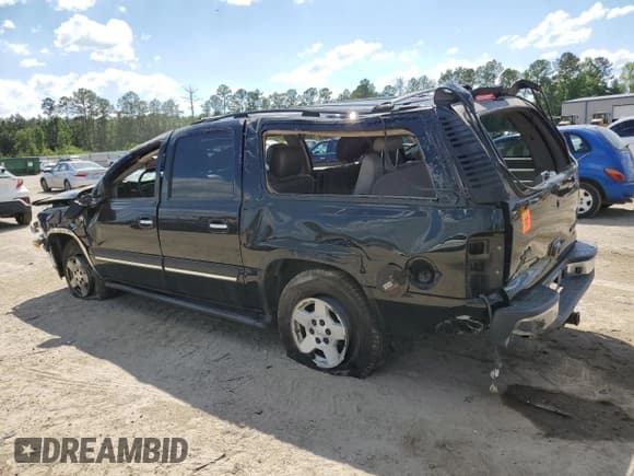 ✅ 2005 Chevrolet Suburban LT • VIN: 3GNEC16Z05G174248 • Лот: 55474945. Опубликован ранее на Copart с пробегом Не указан. Бесплатный доступ к архиву аукционных продаж из США и подробный отчёт об истории автомобиля на DreamBid. Изображение 2.