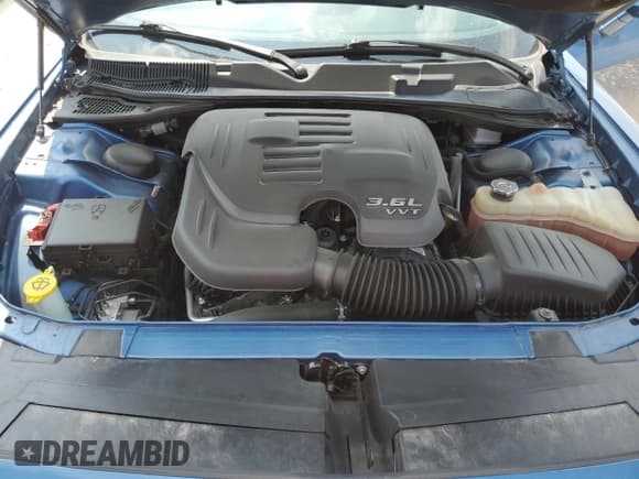 ✅ 2021 Dodge Challenger SXT • VIN: 2C3CDZAG4MH627310 • Lot: 57577624. Wystawiony na Copart z przebiegiem 57 981 mil. Bezpłatny archiwum sprzedaży aukcyjnych z USA i szczegółowy raport historii pojazdu na DreamBid. Zdjęcie 11.