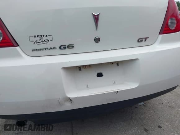 ✅ 2007 Pontiac G6 GT • VIN: 1G2ZH58N874204680 • Lot: 42811275. Wystawiony na IAAI z przebiegiem 215 196 mil. Bezpłatny archiwum sprzedaży aukcyjnych z USA i szczegółowy raport historii pojazdu na DreamBid. Zdjęcie 17.