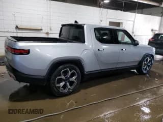 ✅ 2023 Rivian R1T Adventure • VIN: 7FCTGAAA3PN017193 • Lot: 70056334. Listed on Copart with 8,384 mi. Free auction sales archive from the USA and detailed vehicle history report at DreamBid. Image 3.