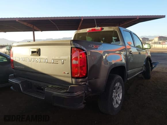 ✅ 2022 Chevrolet Colorado 4WD LT • VIN: 1GCGTCEN3N1299139 • Lot: 43575873. Listed on IAAI with 42,841 mi. Free auction sales archive from the USA and detailed vehicle history report at DreamBid. Image 4.