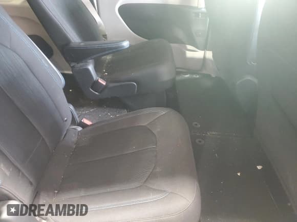 ✅ 2021 Chrysler Pacifica Touring • VIN: 2C4RC3FG5MR514653 • Лот: 44741315. Опубликован ранее на Copart с пробегом 63 652 миль. Бесплатный доступ к архиву аукционных продаж из США и подробный отчёт об истории автомобиля на DreamBid. Изображение 11.