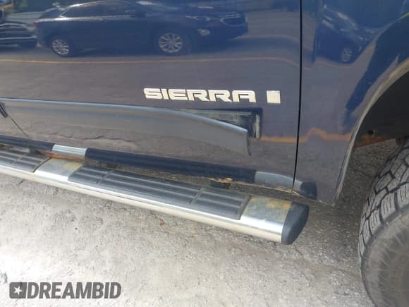 ✅ 2009 GMC Sierra 1500 • VIN: 2GTEK33Y391100131 • Лот: 42292487. Опубликован ранее на IAAI с пробегом 197 968 миль. Бесплатный доступ к архиву аукционных продаж из США и подробный отчёт об истории автомобиля на DreamBid. Изображение 17.