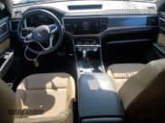 ✅ 2020 Volkswagen Atlas SEL • VIN: 1V2MC2CA7LC224599 • Лот: 58665025. Опубликован ранее на Copart с пробегом 54 612 миль. Бесплатный доступ к архиву аукционных продаж из США и подробный отчёт об истории автомобиля на DreamBid. Изображение 8.