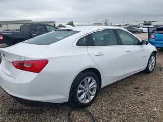 2025 Chevrolet Malibu LT z VIN 1G1ZD5ST7SF129720, wystawiony jako IAAI lot #43566591 z przebiegiem 20 166 mil mil oraz . Historia ofert i sprzedaży dostępna na DreamBid. Obrazek 4.