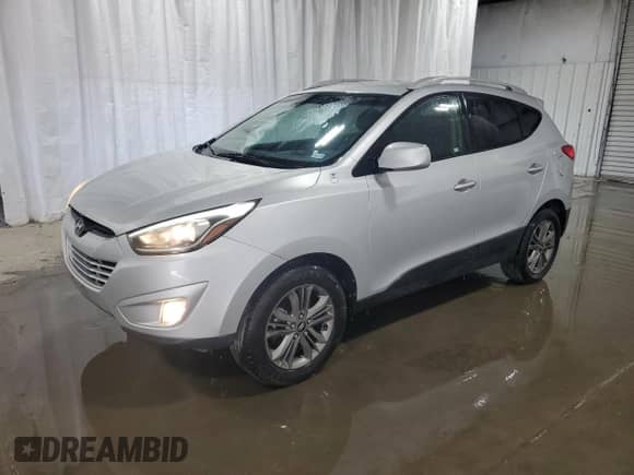 2015 Hyundai Tucson SE z VIN KM8JU3AGXFU970795, wystawiony jako Copart lot #69746014 z przebiegiem 120 829 mil mil oraz Czysty tytuł • Clean title. Historia ofert i sprzedaży dostępna na DreamBid. Obrazek 1.