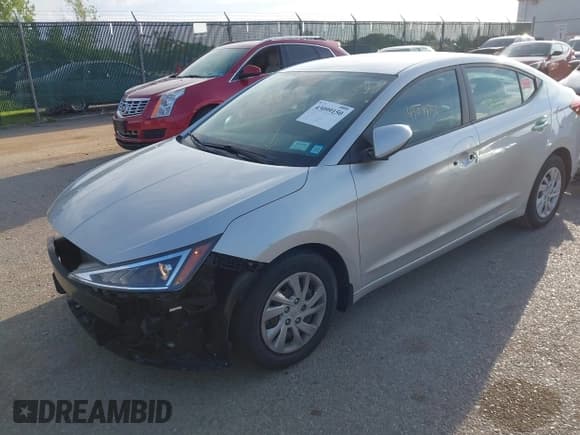 ✅ 2020 Hyundai Elantra SE • VIN: 5NPD74LF0LH522171 • Lot: 43099150. Listed on IAAI with 20,654 mi. Free auction sales archive from the USA and detailed vehicle history report at DreamBid. Image 17.