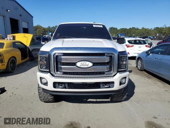 ✅ 2013 Ford F-250 Lariat • VIN: 1FT7W2BT8DEA11370 • Лот: 89519785. Опубликован ранее на Copart с пробегом 275 129 миль. Бесплатный доступ к архиву аукционных продаж из США и подробный отчёт об истории автомобиля на DreamBid. Изображение 5.