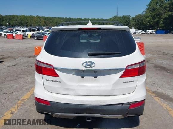 ✅ 2014 Hyundai Santa Fe GLS • VIN: KM8SN4HF5EU072835 • Лот: 43180919. Опубликован ранее на IAAI с пробегом 193 438 миль. Бесплатный доступ к архиву аукционных продаж из США и подробный отчёт об истории автомобиля на DreamBid. Изображение 16.