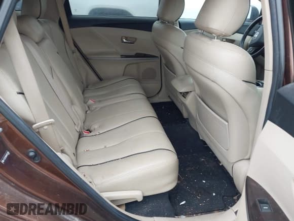 ✅ 2010 Toyota Venza • VIN: 4T3ZK3BB8AU031186 • Lot: 43811150. Listed on IAAI with 225,920 mi. Free auction sales archive from the USA and detailed vehicle history report at DreamBid. Image 8.