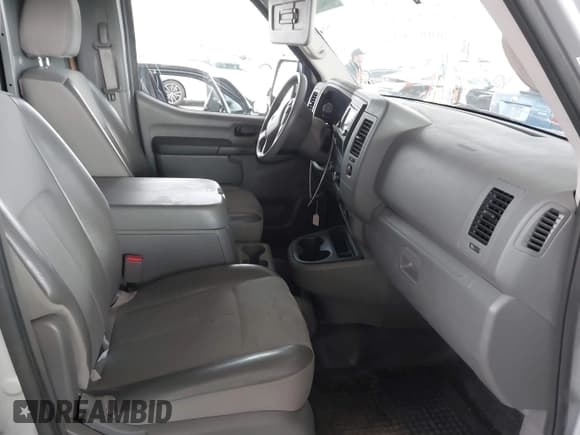✅ 2020 Nissan NV SV • VIN: 1N6AF0LY2LN801103 • Lot: 43747280. Listed on IAAI with 72,046 mi. Free auction sales archive from the USA and detailed vehicle history report at DreamBid. Image 5.