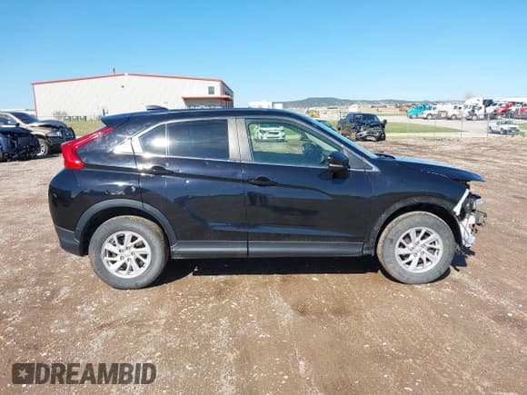 ✅ 2019 Mitsubishi Eclipse Cross ES • VIN: JA4AT3AA8KZ032403 • Lot: 42134521. Listed on IAAI with 119,362 mi. Free auction sales archive from the USA and detailed vehicle history report at DreamBid. Image 14.
