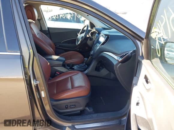 ✅ 2013 Hyundai Santa Fe Sport • VIN: 5XYZW3LA5DG040716 • Lot: 43681898. Listed on IAAI with 214,736 mi. Free auction sales archive from the USA and detailed vehicle history report at DreamBid. Image 5.