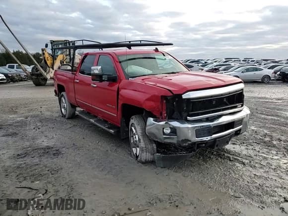 ✅ 2019 Chevrolet Silverado 2500HD LTZ • VIN: 1GC1KTEG7KF212920 • Lot: 85594154. Wystawiony na Copart z przebiegiem 111 050 mil. Bezpłatny archiwum sprzedaży aukcyjnych z USA i szczegółowy raport historii pojazdu na DreamBid. Zdjęcie 11.