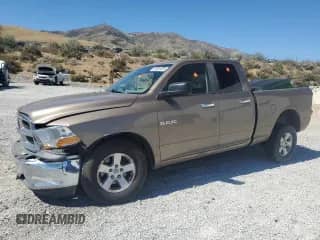 2010 Dodge 1500 SLT z VIN 1D7RV1GP4AS113429, wystawiony jako Copart lot #68905405 z przebiegiem Nie podano mil oraz Szkoda całkowita • Salvage title. Historia ofert i sprzedaży dostępna na DreamBid. Obrazek 1.