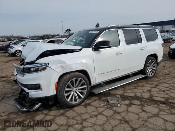 ✅ 2023 Jeep Grand Wagoneer • VIN: 1C4SJVEJ4PS550269 • Lot: 52693175. Listed on Copart with 9,915 mi. Free auction sales archive from the USA and detailed vehicle history report at DreamBid. Image 1.
