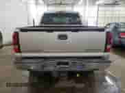 2004 Chevrolet Silverado 1500 z VIN 1GCEK19T14Z145388, wystawiony jako Copart lot #44710815 z przebiegiem 204 466 mil mil oraz Czysty tytuł • Clean title. Historia ofert i sprzedaży dostępna na DreamBid. Obrazek 6.