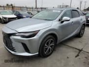 ✅ 2024 Lexus RX 350 • VIN: JTJCHMAA8R2013498 • Лот: 71844985. Опубликован ранее на Copart с пробегом 8 461 миль. Бесплатный доступ к архиву аукционных продаж из США и подробный отчёт об истории автомобиля на DreamBid. Изображение 1.