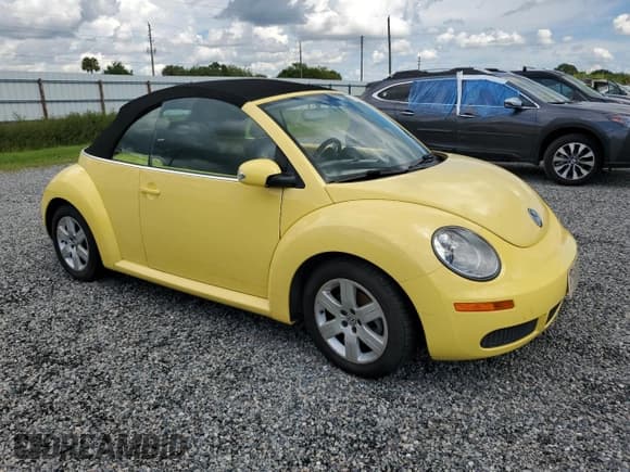 ✅ 2007 Volkswagen Beetle • VIN: 3VWRF31YX7M420302 • Lot: 73987444. Listed on Copart with Not provided. Free auction sales archive from the USA and detailed vehicle history report at DreamBid. Image 4.