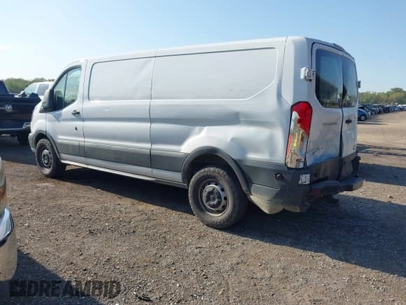 ✅ 2018 Ford Transit • VIN: 1FTYR2ZMXJKA21812 • Lot: 43054561. Wystawiony na IAAI z przebiegiem 219 255 mil. Bezpłatny archiwum sprzedaży aukcyjnych z USA i szczegółowy raport historii pojazdu na DreamBid. Zdjęcie 3.