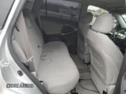 ✅ 2007 Toyota RAV4 Limited • VIN: JTMZK31V275015674 • Lot: 85912995. Wystawiony na Copart z przebiegiem Nie podano. Bezpłatny archiwum sprzedaży aukcyjnych z USA i szczegółowy raport historii pojazdu na DreamBid. Zdjęcie 10.