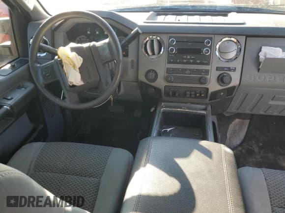 ✅ 2012 Ford F-250 XL • VIN: 1FT7X2B68CEB90807 • Лот: 85086175. Опубликован ранее на Copart с пробегом 175 340 миль. Бесплатный доступ к архиву аукционных продаж из США и подробный отчёт об истории автомобиля на DreamBid. Изображение 8.