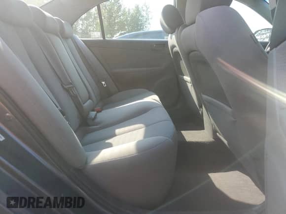 2009 Hyundai Sonata GLS z VIN 5NPET46C39H531800, wystawiony jako Copart lot #70647374 z przebiegiem 234 469 mil mil oraz Czysty tytuł • Clean title. Historia ofert i sprzedaży dostępna na DreamBid. Obrazek 10.