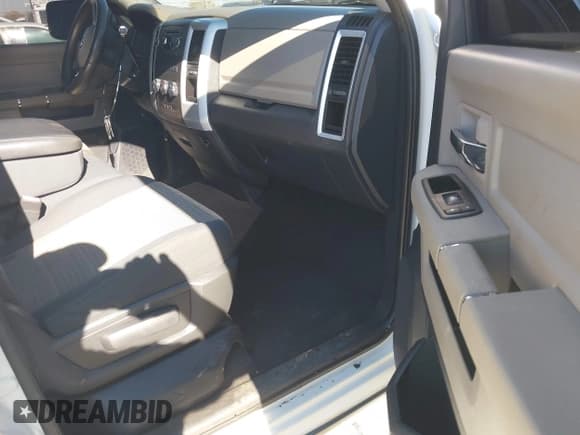 ✅ 2009 Dodge 1500 SLT • VIN: 1D3HB18P49S798757 • Lot: 43627632. Listed on IAAI with 233,853 mi. Free auction sales archive from the USA and detailed vehicle history report at DreamBid. Image 5.