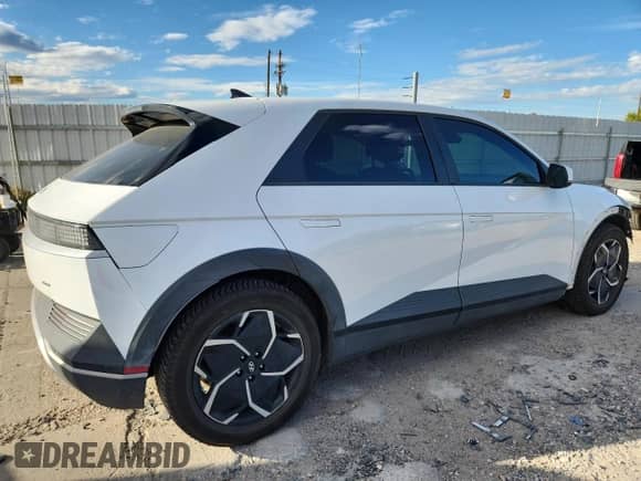 ✅ 2022 Hyundai Ioniq 5 SE • VIN: KM8KMDAF2NU051714 • Lot: 82382415. Wystawiony na Copart z przebiegiem 91 336 mil. Bezpłatny archiwum sprzedaży aukcyjnych z USA i szczegółowy raport historii pojazdu na DreamBid. Zdjęcie 3.