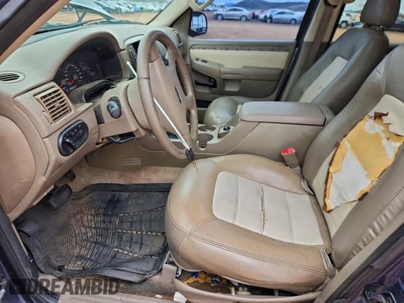 ✅ 2004 Ford Explorer Eddie Bauer • VIN: 1FMZU64W14UA98995 • Лот: 92729765. Опубликован ранее на Copart с пробегом 239 687 миль. Бесплатный доступ к архиву аукционных продаж из США и подробный отчёт об истории автомобиля на DreamBid. Изображение 7.