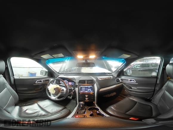 ✅ 2015 Ford Explorer XLT • VIN: 1FM5K8D89FGA69232 • Lot: 91458915. Wystawiony na Copart z przebiegiem 140 592 mil. Bezpłatny archiwum sprzedaży aukcyjnych z USA i szczegółowy raport historii pojazdu na DreamBid. Zdjęcie 15.