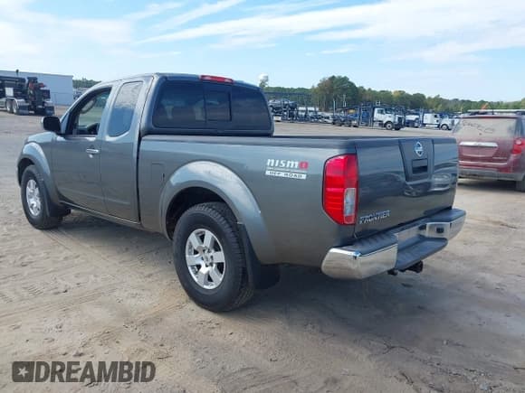 ✅ 2007 Nissan Frontier SE • VIN: 1N6AD06U77C406060 • Lot: 43290867. Listed on IAAI with 240,530 mi. Free auction sales archive from the USA and detailed vehicle history report at DreamBid. Image 3.