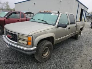 ✅ 2000 GMC Sierra 2500 • VIN: 1GTGK23R2YF500572 • Lot: 51269095. Wystawiony na Copart z przebiegiem 192 966 mil. Bezpłatny archiwum sprzedaży aukcyjnych z USA i szczegółowy raport historii pojazdu na DreamBid. Zdjęcie 1.